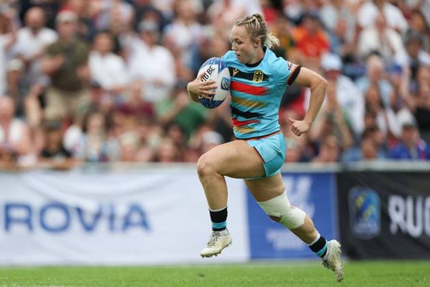 Sport Themen der Woche KW26 Sport Bilder des Tages Rugby-Europameisterschaft 2025, Turnier 2 in Hamburg Versuch durch Mette Zimmat (Deutschland, 6) im Viertelfinalspiel gegen Frankreich. Europameisterschaften im Olympischen Siebener-Rugby vom 27. bis 29. Juni 2025 in Hamburg., Hamburg Deutschland Sportpark Steinwiesenweg *** European Rugby Championship 2025, Tournament 2 in Hamburg Try by Mette Zimmat Germany, 6 in the quarter-final match against France European Olympic Sevens Rugby Championships from June 27 to 29, 2025 in Hamburg , Hamburg Germany Sportpark Steinwiesenweg