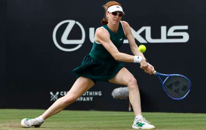 Sport Themen der Woche KW26 Sport Bilder des Tages 28th June 2025; Devonshire Park, Eastbourne, East Sussex, England; Lexus International Eastbourne, Day 6; Maya Joint (AUS) plays a backhand shot against Alexandra Eala (PHI) in the womens singles final match  ActionPlus12806274 HongboxChen