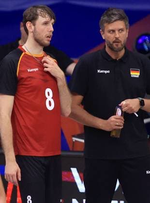 28.06.2025 Belgrade(Serbia) Germany-Iran Men s Volleyball Nations League Filip John (L), Michal Winiarski(R) Germany coach :