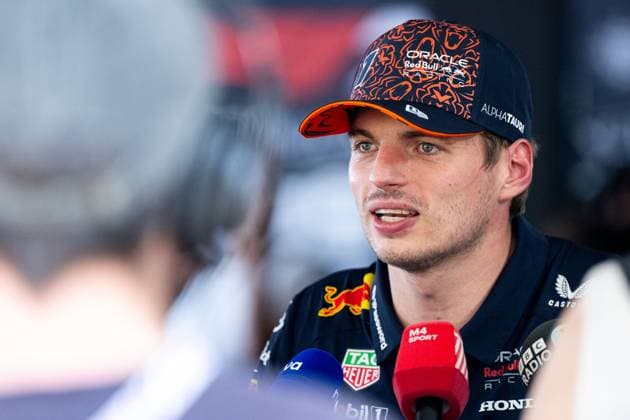 Max Verstappen (Oracle Red Bull Racing, Niederlande, 01) beim TV Interview, AUT, Formel 1 Weltmeisterschaft, MSC Cruises Grand Prix von Oesterreich, Red Bull Ring Spielberg, Qualifying Day, Saison 2025, 28.06.2025 AUT, Formel 1 Weltmeisterschaft, MSC Cruises Grand Prix von Oesterreich, Red Bull Ring Spielberg, Qualifying Day, Saison 2025, 28.06.2025 Spielberg Copyright: xEibner-Pressefoto Memmlerx EP_MMR