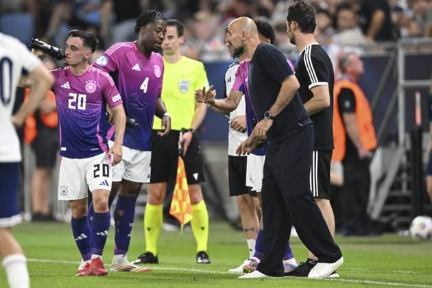 BRATISLAVA - Paul Nebel of Germany U21, U 21 Bright Arrey Mbi of Germany U21, Germany U21 coach Antonio Di Salvo (l-r) at the National Football Stadium during the Under-21 European Championship, EM, Europameisterschaft final between Young England and Young Germany. ANP Hollandse Hoogte UEFA European Under-21 Championship 2025 Final 2024 25 xVIxANPxSportx xGerritxvanxKeulenxIVx 530648917 originalFilename: 530648917.jpg