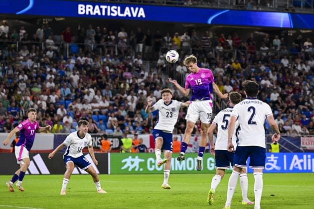 BRATISLAVA - Brajan Gruda of Germany U21, U 21 Jack Hinshelwood of England U21, Tyler Morton of England U21, Nelson Weiper of Germany U21 scores header 2-1, Charlie Cresswell of England U21, Tino Livramento of England U21 (l-r) at the National Football Stadium during the Under-21 European Championship, EM, Europameisterschaft final between Young England and Young Germany. ANP Hollandse Hoogte UEFA European Under-21 Championship 2025 Final 2024 25 xVIxANPxSportx xGerritxvanxKeulenxIVx 530649609 originalFilename: 530649609.jpg
