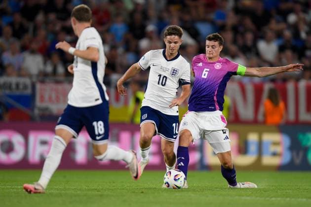 James McAtee of England U21, U 21 and Eric Martel of Germany England U21 v Netherlands U21, UEFA U21 Championship, Final, National Football Stadium, Bratislava, Slovakia - 28 Jun 2025Bratislava National Football Stadium Slovakia  Copyright: xAlexxNicodim Shutterstockx 15377260db