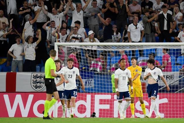 James Beadle of England U21, U 21 appears dejected after Germany score England U21 v Netherlands U21, UEFA U21 Championship, Final, National Football Stadium, Bratislava, Slovakia - 28 Jun 2025Bratislava National Football Stadium Slovakia  Copyright: xAlexxNicodim Shutterstockx 15377260dj