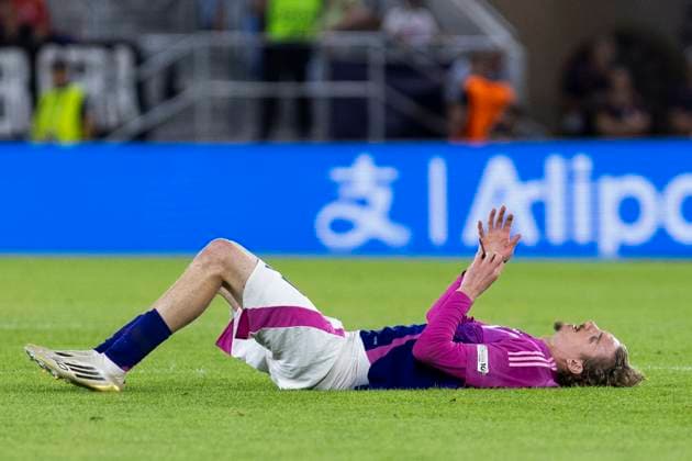 UEFA U21, U 21 Europameisterschaft, Finale: England - Deutschland; 28.06.2025 Nick Woltemade (Deutschland, 10) am Boden bei der UEFA U21-Europameisterschaft im Finalspiel England - Deutschland, am 28.06.2025, National Football Stadium, Bratislava, Slowakei Copyright: xBEAUTIFULxSPORTS Meuselx