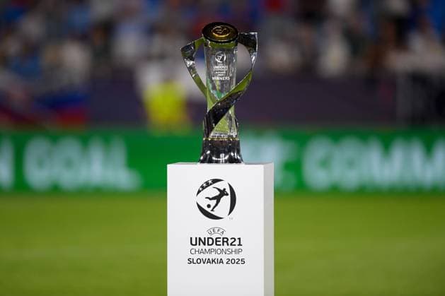 UEFA Under 21 Euro 2025 Trophy England U21, U 21 v Netherlands U21, UEFA U21 Championship, Final, National Football Stadium, Bratislava, Slovakia - 28 Jun 2025Bratislava National Football Stadium Slovakia  Copyright: xAlexxNicodim Shutterstockx 15377260fa