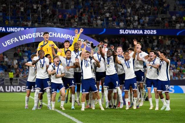 England lift the UEFA Under 21 Euro 2025 Trophy England U21, U 21 v Netherlands U21, UEFA U21 Championship, Final, National Football Stadium, Bratislava, Slovakia - 28 Jun 2025Bratislava National Football Stadium Slovakia  Copyright: xAlexxNicodim Shutterstockx 15377260fb