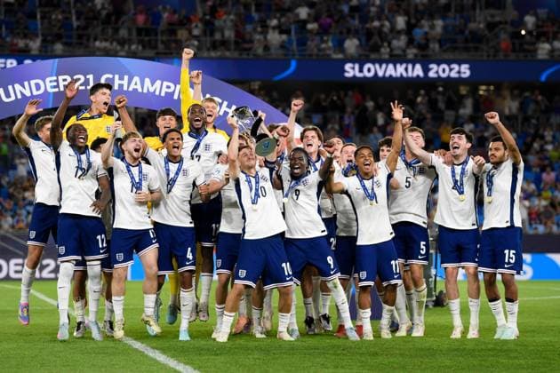 England lift the UEFA Under 21 Euro 2025 Trophy England U21, U 21 v Netherlands U21, UEFA U21 Championship, Final, National Football Stadium, Bratislava, Slovakia - 28 Jun 2025Bratislava National Football Stadium Slovakia  Copyright: xAlexxNicodim Shutterstockx 15377260fd