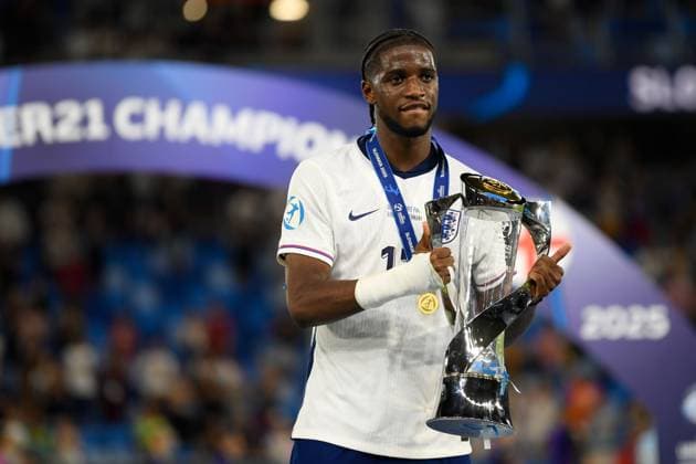 Samuel Iling-Junior of England U21, U 21 with the UEFA Under-21 Euro 2025 Trophy England U21 v Netherlands U21, UEFA U21 Championship, Final, National Football Stadium, Bratislava, Slovakia - 28 Jun 2025Bratislava National Football Stadium Slovakia  Copyright: xAlexxNicodim Shutterstockx 15377260ge