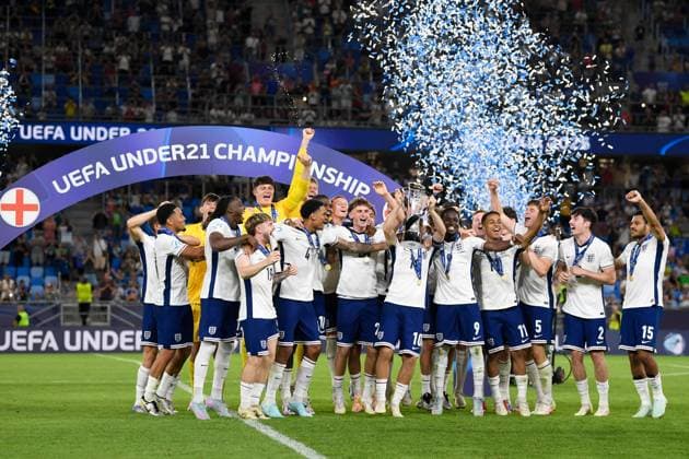 England lift the UEFA Under 21 Euro 2025 Trophy England U21, U 21 v Netherlands U21, UEFA U21 Championship, Final, National Football Stadium, Bratislava, Slovakia - 28 Jun 2025Bratislava National Football Stadium Slovakia  Copyright: xAlexxNicodim Shutterstockx 15377260ga