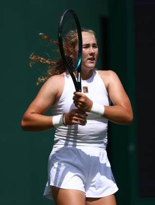 Wimbledon Championships 2025 AELTC, Saturday Practice, London, UK - 28 06 2025 Mirra Andreeva Practices at Wimbledon ahead of the 2025 Championships London Wimbledon London GBR, UK NEWSPAPERS OUT Copyright: xMarkxGreenwoodx