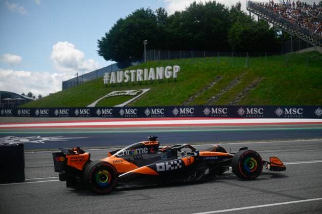 F1 Grand Prix of Austria - Qualifying Oscar Piastri of the McLaren Formula 1 Team drives the McLaren Mercedes MCL39 during free practice at the FIA Formula One World Championship, WM, Weltmeisterschaft F1 Austria Grand Prix in Spielberg, Austria, on June 28, 2025. Spielberg Austria  Copyright: xLucaxBarsalix originalFilename:barsali-notitle250628_npgHc.jpg
