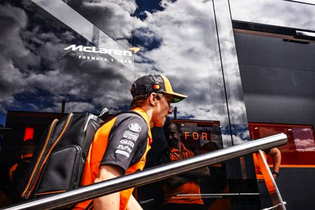 F1 Grand Prix of Austria - Qualifying Oscar Piastri of the McLaren Formula 1 Team drives the McLaren Mercedes MCL39 during free practice at the FIA Formula One World Championship, WM, Weltmeisterschaft F1 Austria Grand Prix in Spielberg, Austria, on June 28, 2025. Spielberg Austria  Copyright: xLucaxBarsalix originalFilename:barsali-notitle250628_npO8p.jpg