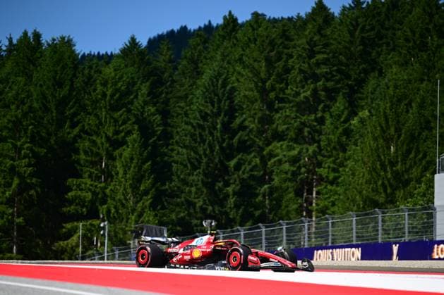 F1 Grand Prix of Austria - Qualifying Lewis Hamilton of Scuderia Ferrari drives during qualifying for the 12th round of the Formula 1 World Championship, WM, Weltmeisterschaft at the Red Bull Ring in Spielberg, Styria, Austria, on June 27, 2025. Spielberg Styria Austria  Copyright: xAndreaxDiodatox originalFilename:diodato-formula1250627_npw64.jpg