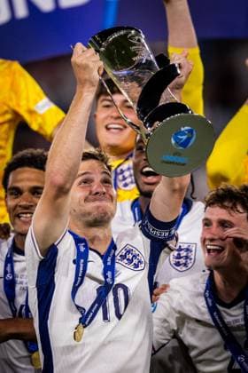 ENGLAND U21, U 21 - GERMANY U21 FINAL James McAtee of England celebrates with a trophy after the UEFA European Under-21 Championship 2025 Final football match between England U21 and Germany U21. National Football Stadium (Tehelene Pole), Bratislava, Slovakia, June 28, 2025. Photo by Branislav Racko Copyright: xx 080A3575