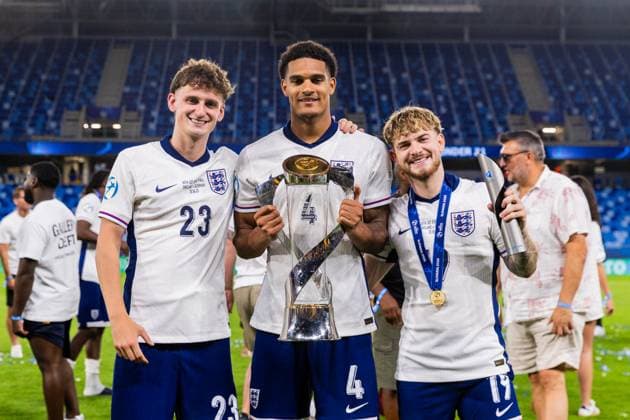 ENGLAND U21, U 21 - GERMANY U21 FINAL Harvey Elliott, Tyler Morton, Jarell Quansah of England celebrate after the UEFA European Under-21 Championship 2025 Final football match between England U21 and Germany U21. National Football Stadium (Tehelene Pole), Bratislava, Slovakia, June 28, 2025. Photo by Branislav Racko Copyright: xBranislavxRackox AS0I1749