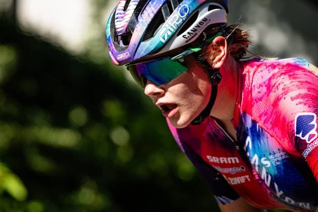 MESSEMER JoÃ«lle AmÃ lie: National Championships Road cycling, Rad, Radsport, Strasse 2025 - RR MESSEMER JoÃ«lle AmÃ lie ( GER ) CANYON SRAM ZONDACKYPTO ( CSZ ) - GER Querformat - quer - horizontal - Landscape - Event Veranstaltung: National Championships - Road Cycling - Category Kategorie: Cycling - Road Cycling - Elite Women - Location Ort: Europe Germany - Rheinland Pfalz - Start: Linden - Finish - Linden ( Rheinland Pfalz ) - Discipline: Road Race ( RR ) - National Championships - Distance: 118.8 km - Date Datum: 28.06.2025 Saturday -