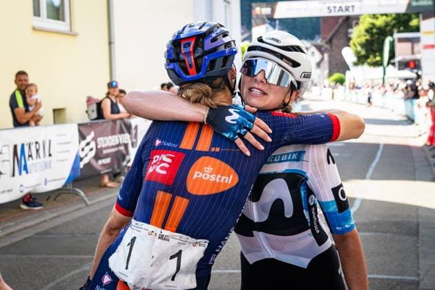 KOCH Franziska, LIPPERT Liane: National Championships Road cycling, Rad, Radsport, Strasse 2025 - RR KOCH Franziska ( GER ) TEAM PICNIC POSTNL ( TPP ) - NED LIPPERT Liane ( GER ) - MOVISTAR TEAM WOMEN ( MOV ) - ESP - Querformat - quer - horizontal - Landscape - Event Veranstaltung: National Championships - Road Cycling - Category Kategorie: Cycling - Road Cycling - Elite Women - Location Ort: Europe Germany - Rheinland Pfalz - Start: Linden - Finish - Linden ( Rheinland Pfalz ) - Discipline: Road Race ( RR ) - National Championships - Distance: 118.8 km - Date Datum: 28.06.2025 Saturday -