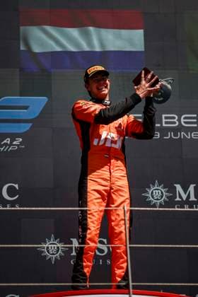 AUTO - FORMULA 2 2025 - AUSTRIA VERSCHOOR Ricard (nld), MP Motorsport, Dallara F2 2024, portrait podium during the 7th round of the 2025 FIA Formula 2 Championship from June 27 to 29, 2025 on the Red Bull Ring, in Spielberg, Austria - SpielbergAustria  Copyright: xXavixBonillax