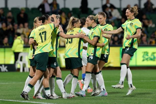 SOCCER AUSTRALIA SLOVENIA, Michelle Heyman (left) of Australia is congratulated by teammates after scoring a goal during the Women s friendly international soccer match between Australia and Slovenia at HBF Park in Perth, Sunday, June 29, 2025. ( NO ARCHIVING, EDITORIAL USE ONLY PERTH WESTERN AUSTRALIA AUSTRALIA  Copyright: xRICHARDxWAINWRIGHTx 20250629160590649271