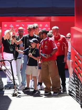 29.06.2025, Red Bull Ring, Spielberg, Formel 1 Großer Preis von Österreich 2025 , im Bild Lewis Hamilton (GBR), Scuderia Ferrari HP bei der Fahrerparade. (Photo by Alessandro Martellotta Hasan Bratic DeFodi Images)