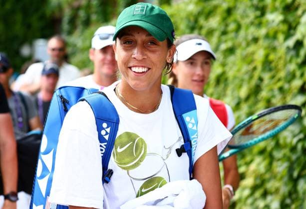 Madison Keys before practice. Wimbledon Tennis Championships, Sunday Practice, The All England Lawn Tennis and Croquet Club, London, UK - 29 Jun 2025London The All England Lawn Tennis and United Kingdom  Copyright: xJamesxMarsh Shutterstockx 15378355au