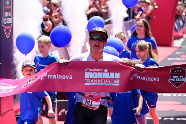 Bilder des Jahres 2025, Sport 06 Juni Sport Bilder des Tages 29.06.2025 xkhx Frankfurt am Main Ironman European Championship, EM, Europameisterschaft 2025, Radfahren Marathon Sieger M1 Kristian Blummenfelt (NOR) *** 29 06 2025 xkhx Frankfurt am Main Ironman European Championship 2025, Cycling Marathon Winner M1 Kristian Blummenfelt NOR