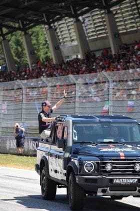 29.06.2025, Red Bull Ring, Spielberg, Formel 1 Großer Preis von Österreich 2025 , im Bild Max Verstappen (NLD), Oracle Red Bull Racing bei der Fahrerparade. (Photo by Alessandro Martellotta Hasan Bratic DeFodi Images)