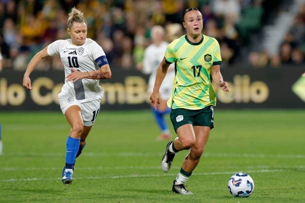 SOCCER AUSTRALIA SLOVENIA, Amy Sayer of of Australia under pressure from Dominika Conc of Slovenia during the Women s friendly international soccer match between Australia and Slovenia at HBF Park in Perth, Sunday, June 29, 2025. ( NO ARCHIVING, EDITORIAL USE ONLY PERTH WESTERN AUSTRALIA AUSTRALIA  Copyright: xRICHARDxWAINWRIGHTx 20250629184512403670