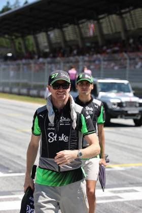 29.06.2025, Red Bull Ring, Spielberg, Formel 1 Großer Preis von Österreich 2025 , im Bild Nico Hülkenberg (DEU), Stake F1 Team Kick Sauber bei der Fahrerparade. (Photo by Alessandro Martellotta Hasan Bratic DeFodi Images)