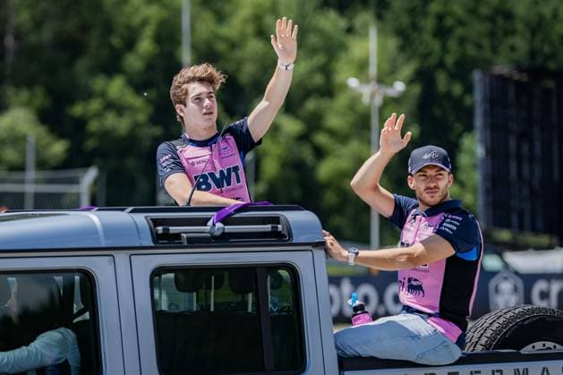 Formel 1, GP Österreich in Spielberg, Fahrerparade FORMULA 1 - GP of Austria 2025 SPIELBERG,AUSTRIA,29.JUN.25 - MOTORSPORTS, FORMULA 1 - Grand Prix of Austria, Red Bull Ring, drivers parade. Image shows Franco Colapinto (ARG Alpine) and Pierre Gasly (FRA Alpine).  GEPAxpictures xMatthiasxTrinkl