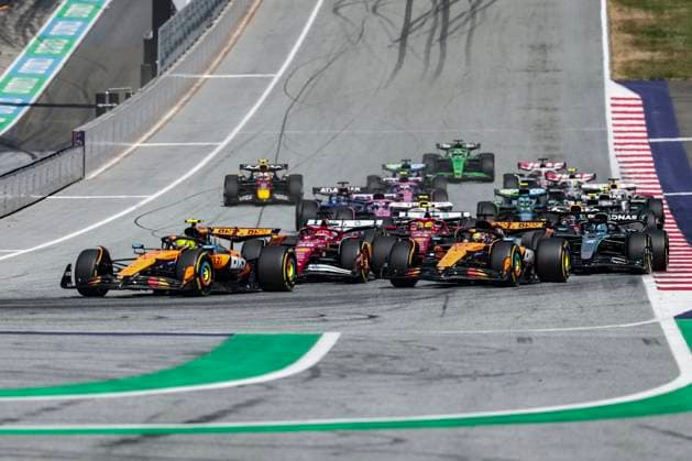 FORMULA 1 - GP of Austria 2025 SPIELBERG,AUSTRIA,29.JUN.25 - MOTORSPORTS, FORMULA 1 - Grand Prix of Austria, Red Bull Ring. Image shows the start of the race.  GEPAxpictures xMatthiasxTrinkl