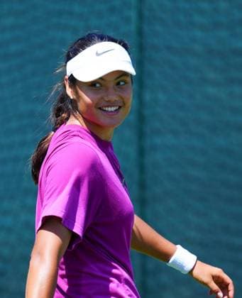 Emma Raducanu practices Wimbledon Tennis Championships, Sunday Practice, The All England Lawn Tennis and Croquet Club, London, UK - 29 Jun 2025London The All England Lawn Tennis and United Kingdom  Copyright: xJavierxGarcia Shutterstockx 15371377ac