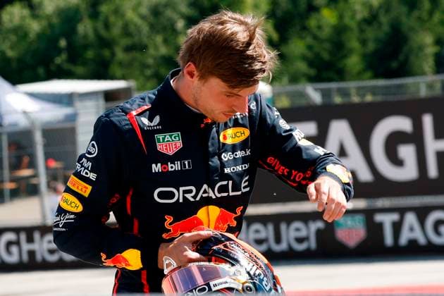 29.06.2025, xsvx, Motorsport FIA Formel 1, Grand Prix von Österreich v.l. Max Verstappen (Oracle Red Bull Racing) Startnummer 1 nach dem Unfall mit Andrea Kimi Antonelli (Mercedes AMG Petronas) Startnummer 12 (FIA REGULATIONS PROHIBIT ANY USE OF PHOTOGRAPHS as IMAGE SEQUENCES and or QUASI-VIDEO) Zeltweg-Spielberg