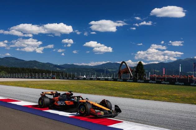F1 - AUSTRIAN GRAND PRIX 2025 81 PIASTRI Oscar (aus), McLaren F1 Team MCL39, action during the Formula 1 MSC Cruises Austrian Grand Prix 2025, 11th round of the 2025 FIA Formula One World Championship, WM, Weltmeisterschaft from June 27 to 29, 2025 on the Red Bull Ring, in Spielberg, Austria - SpielbergAustria  Copyright: xANTONINxVINCENTx
