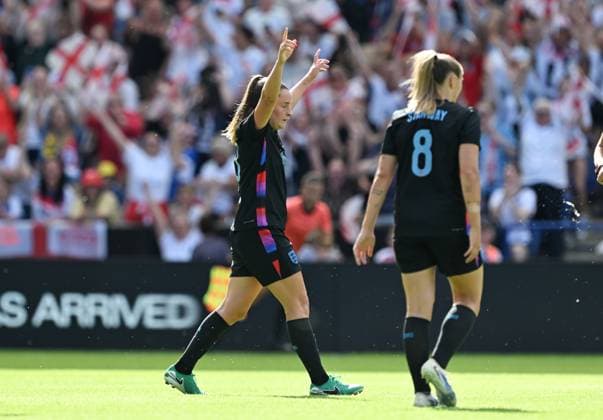Ella Toone of England celebrates after scoring the team s first goal England Women v Jamaica Women, International Friendly, Länderspiel, Nationalmannschaft Football, King Power Stadium, Leicester, UK - 29 Jun 2025Leicester King Power Stadium United Kingdom EDITORIAL USE ONLY No use with unauthorised audio, video, data, fixture lists, club league logos or live services. Online in-match use limited to 120 images, no video emulation. No use in betting, games or single club league player publications. Copyright: xAnnaxGowthorpe Shutterstockx 15377185u