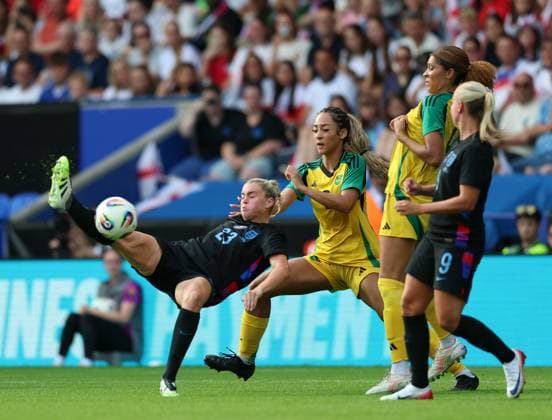 England Women v Jamaica Women International Friendly, Länderspiel, Nationalmannschaft Alessia Russo of England tries a shot at goal during the International Friendly match at the King Power Stadium, Leicester UK Newspapers OUT Copyright: xAndyxSumnerx FIL-21937-0067