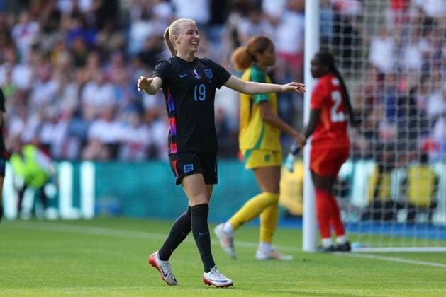 Leicester, England, 29th June 2025. Aggie Beever-Jones of England Women celebrates after scoring a goal to make it 6-0 during the England Women vs Jamaica Women International Friendly, Länderspiel, Nationalmannschaft match at the King Power Stadium, Leicester. Picture credit should read: James Baylis Sportimage EDITORIAL USE ONLY. No use with unauthorised audio, video, data, fixture lists, club league logos or live services. Online in-match use limited to 120 images, no video emulation. No use in betting, games or single club league player publications. SPI_017_JB_Eng_Jam SPI-3998-0017
