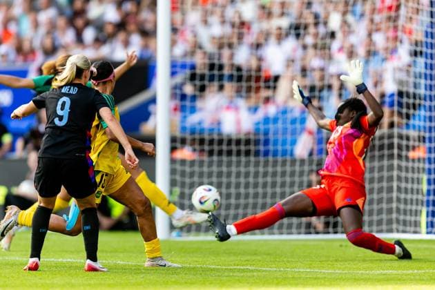 England Women v Jamaica Friendly 29 06 2025. UEFA EURO, EM, Europameisterschaft,Fussball 2025 send-off GOAL scores 7-0 England Women forward Beth Mead scores during the UEFA EURO 2025 send-off fixture match between England Women and Jamaica Women at the King Power Stadium, Leicester, England on 29 June 2025. Leicester King Power Stadium Leicestershire England Editorial use only , Copyright: xManjitxNarotrax PSI-22284-0028