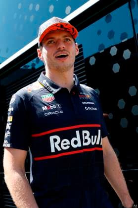 29.06.2025, xsvx, Motorsport FIA Formel 1, Grand Prix von Österreich v.l. Max Verstappen (Oracle Red Bull Racing) Startnummer 1 (FIA REGULATIONS PROHIBIT ANY USE OF PHOTOGRAPHS as IMAGE SEQUENCES and or QUASI-VIDEO) Zeltweg-Spielberg