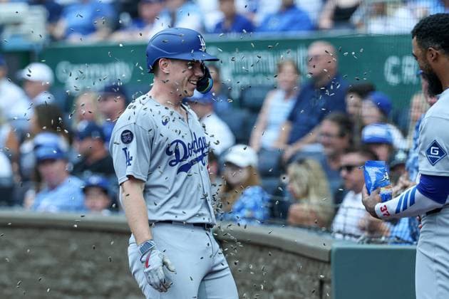 June 29, 2025: Los Angeles Dodgers catcher Will Smith (16) is showered with sunflower seeds by, right fielder Teoscar Hernandez (37), after his solo home run during the sixth inning against the Kansas City Royals at Kauffman Stadium in Kansas City, MO. CSM Kansas City United States of America - ZUMAc04_ 20250629_zma_c04_113 Copyright: xDavidxSmithx
