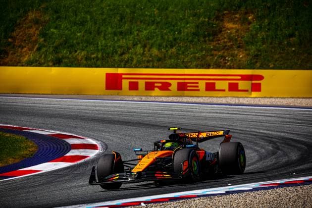 MOTORI - Formula 1 - MSC Cruises Austrian Grand Prix 2025 04 Lando Norris, (GRB) McLaren Mercedes MCL39, during the Austrian GP, Spielberg 26-29 June 2025, Red Bull Ring Formula 1 World Championship, WM, Weltmeisterschaft 2025. Austria Austria  Copyright: xIPAxSport ABACAx
