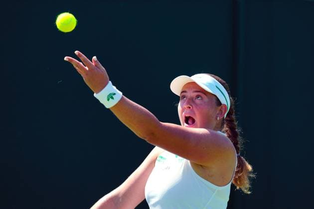 Sport Bilder des Tages Jelena Ostapenko during her first round match Wimbledon Tennis Championships, Day 1, The All England Lawn Tennis and Croquet Club, London, UK - 30 Jun 2025London The All England Lawn Tennis and United Kingdom  Copyright: xJavierxGarcia Shutterstockx 15378843q