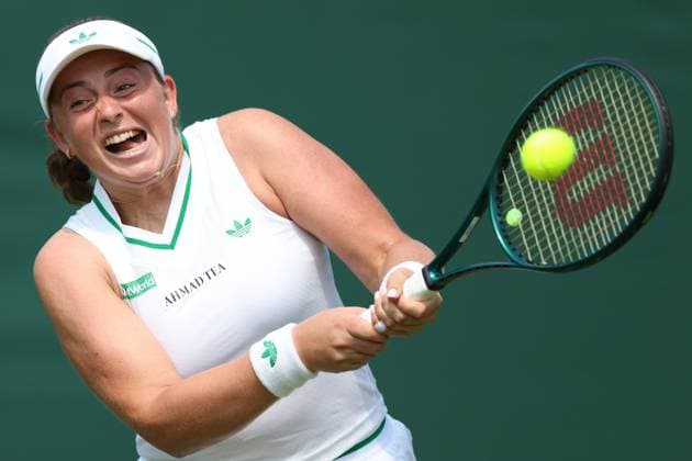 June 30, 2025, London, Celestynow, United Kingdom: JELENA OSTAPENKO of Latvia during the match against S. Kartal of United Kingdom in the first round of Championships 2025 at Wimbledon AELTC in London. London United Kingdom - ZUMAc278 20250630_zsp_c278_001 Copyright: xMarcinxCholewinskix