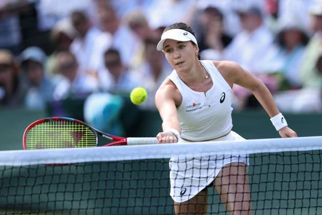 Eva Lys (GER), Damen Einzel, Ladies Singles Tennis - Wimbledon 2025 - Grand Slam ITF ATP, Tennis Herren WTA, Tennis Damen - AELTC - London - - Great Britain - 30 June 2025. Copyright: xJuergenxHasenkopfx