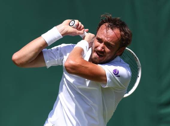 Wimbledon Championships 2025 AELTC, Day One, London, UK - 30 06 2025 Danill Medvedev in action during his first round match against Benjamin Bonzi (FRA) in the 2025 Wimbledon Championships London Wimbledon London GBR, UK NEWSPAPERS OUT Copyright: xMarkxGreenwoodx