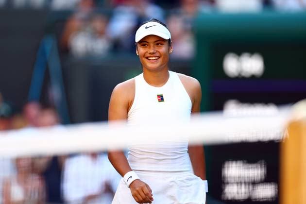 Emma Raducanu celebrates victory in her first round match Wimbledon Tennis Championships, Day 1, The All England Lawn Tennis and Croquet Club, London, UK - 30 Jun 2025London The All England Lawn Tennis and United Kingdom  Copyright: xJamesxMarsh Shutterstockx 15378842fp