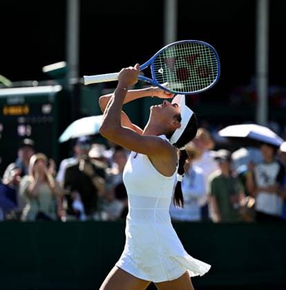 Sport Bilder des Tages (250701) -- LONDON, July 1, 2025 -- Olga Danilovi celebrates after winning the women s singles first round match between Zhang Shuai of China and Olga Danilovic of Serbia at Wimbledon tennis Championship in London, Britain, June 30, 2025. ) (SP)BRITAIN-LONDON-TENNIS-WIMBLEDON-WOMEN S SINGLES LixYing 