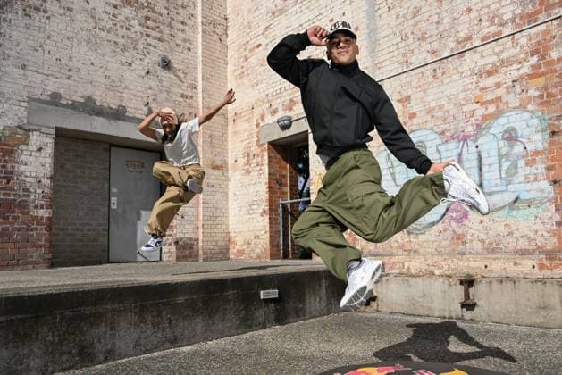 BRISBANE BREAKERS COMPETITION LAUNCH, Magdalena Vasquez Bgirl Mags (left) and Chris Cielo Bboy Cielo (right) are seen performing during a media call for the Red Bull BC One breakdancing competition at the Brisbane Powerhouse in Brisbane, Tuesday, July 1, 2025. The world™s biggest one-on-one breakdancing competition, the Red Bull BC One have announced Brisbane as the host city for the 2025 Red Bull BC One Cypher Australia. ( NO ARCHIVING BRISBANE QUEENSLAND AUSTRALIA  Copyright: xDARRENxENGLANDx 20250701166538464470