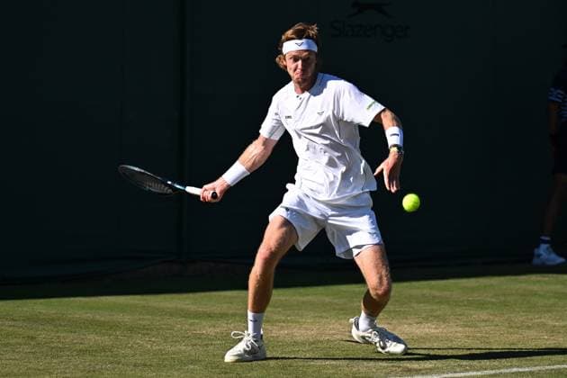 Wimbledon - First Round Andrey Rublev (RUS) during his first round match at the 2025 Wimbledon Championships at the AELTC in London, GREAT BRITAIN, on June 30, 2025. Photo by Corinne Dubreuil ABACAPRESS.COM London United Kingdom  Copyright: xDubreuilxCorinne ABACAx
